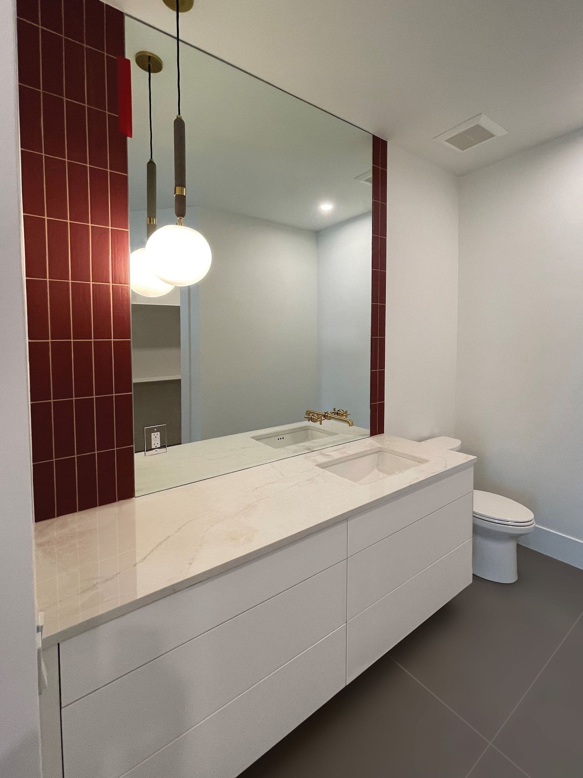 Guest-Mirror-v1.jpg